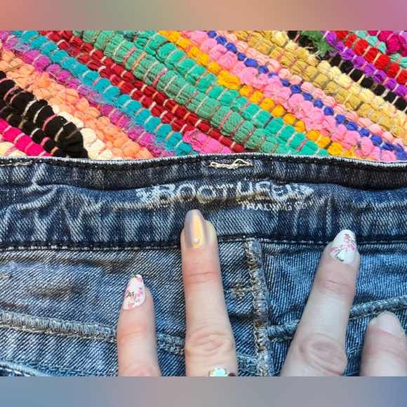 Cheryl Crow Bootheel Trading Company Fontana low rise bootcut blue jeans • 30 - Picture 5 of 16
